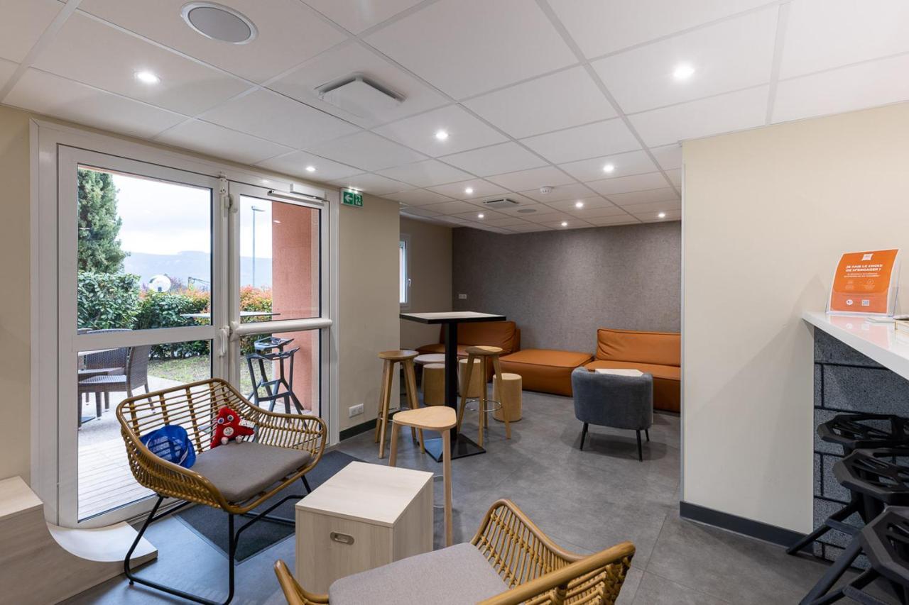 Ibis Budget Millau Viaduc ภายนอก รูปภาพ