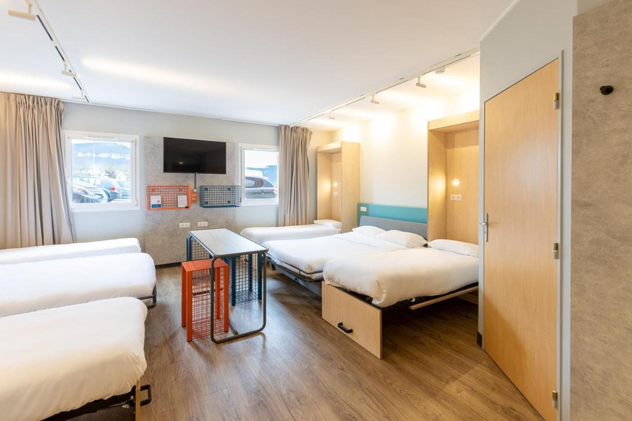 Ibis Budget Millau Viaduc ภายนอก รูปภาพ