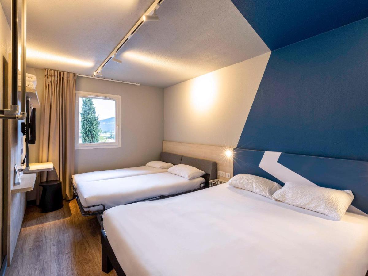 Ibis Budget Millau Viaduc ภายนอก รูปภาพ